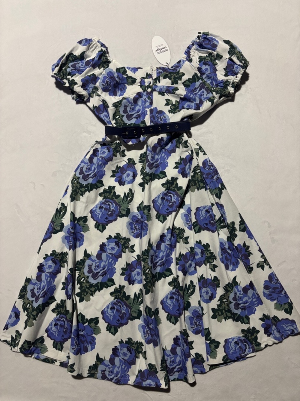 Unique Vintage Ohara Swing Dress in Winter Floral - Picture 2 of 8